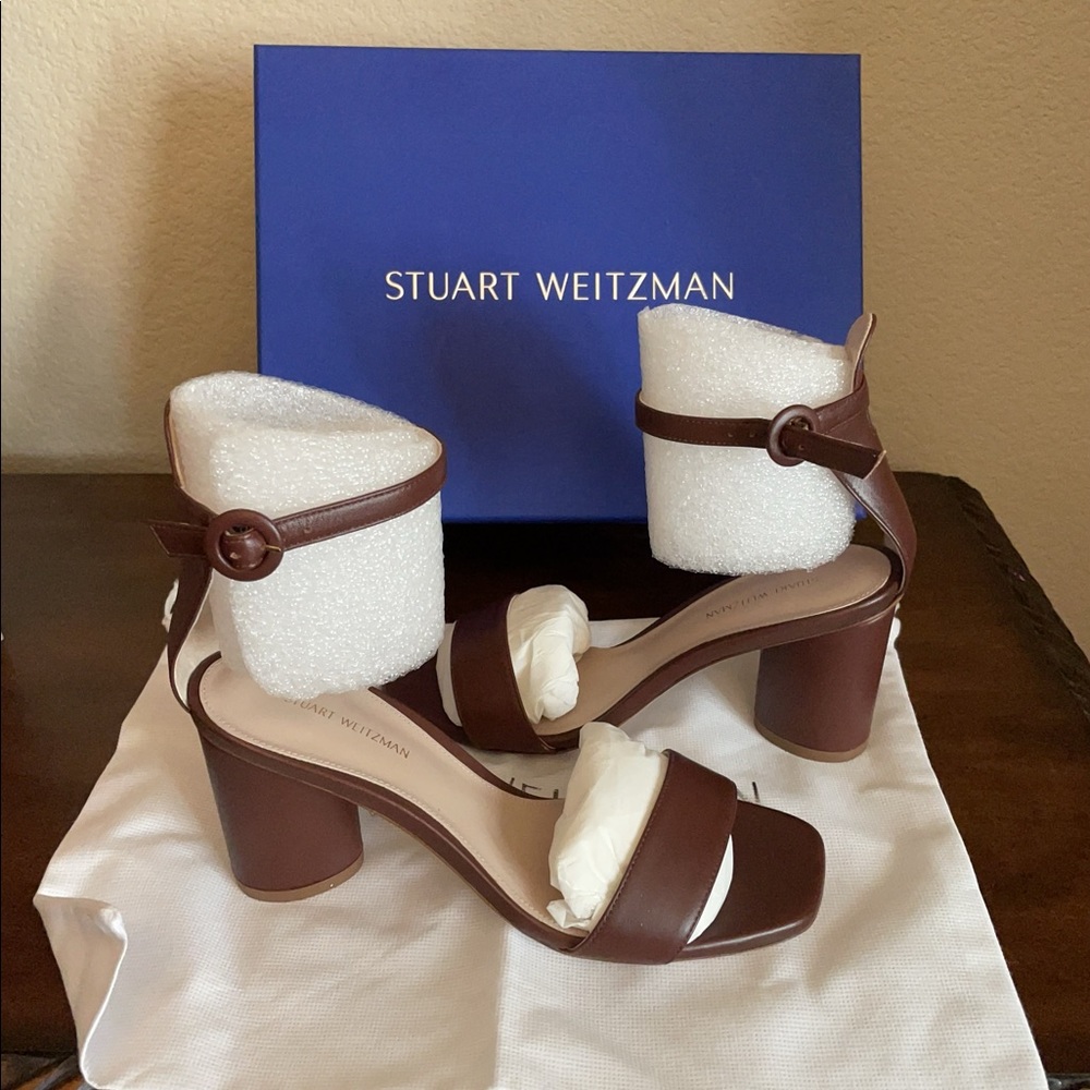 Brand new Stuart Weitzman Kendra Strappy Sandals Brown Size 7. Sold out design.